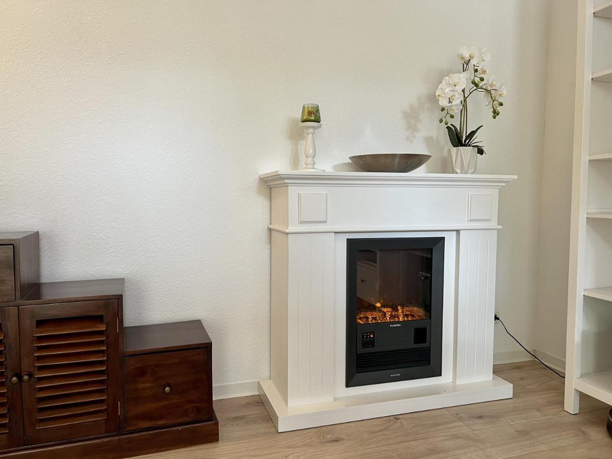 Town Meets Country Villa Birkenwerder Bagian luar foto